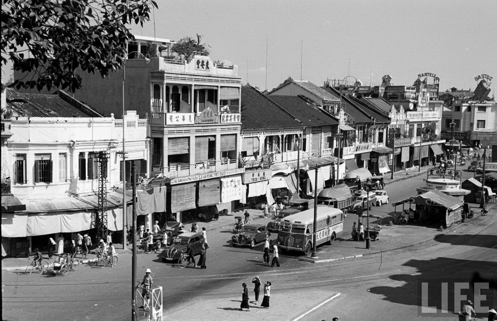 [Image: Redsvn-Saigon-1950-03.jpg]
