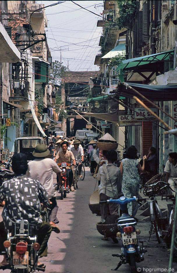 thị trấn Hà Nội cũ: đường phố