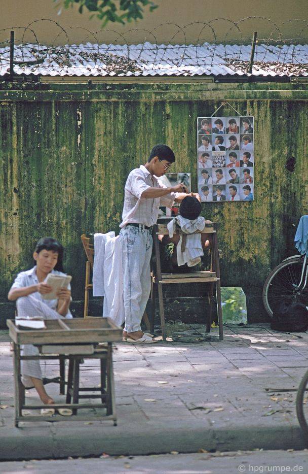 Old Town Hà Nội: Đường của Thợ cắt tóc