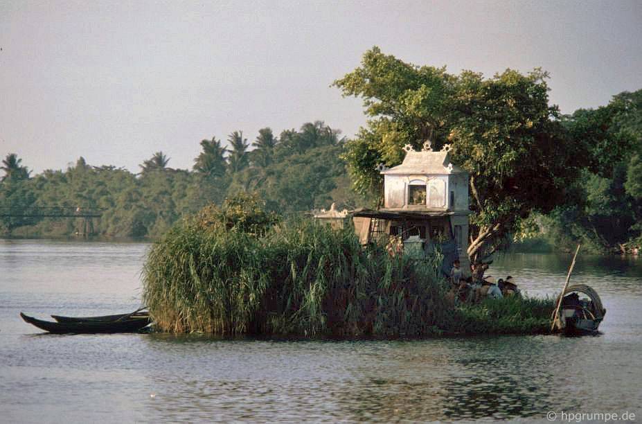 Huế: Khu bảo tồn Phật giáo trên sông Hương