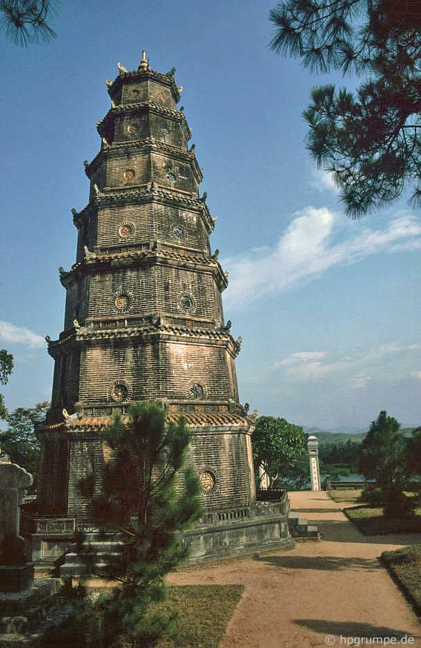 Huế: chùa và tu viện Tiên Mun