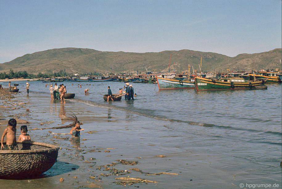 Qui Nhơn: tàu đánh cá
