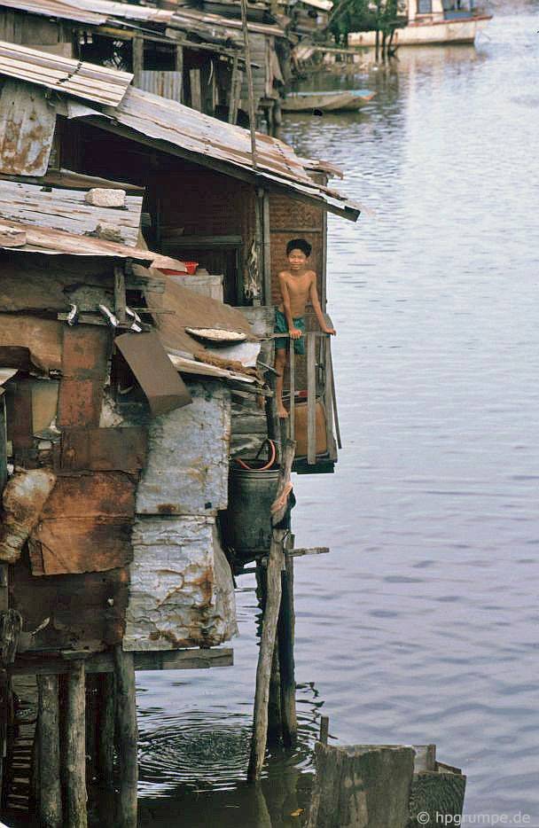 Nha Trang: nhà bằng nước