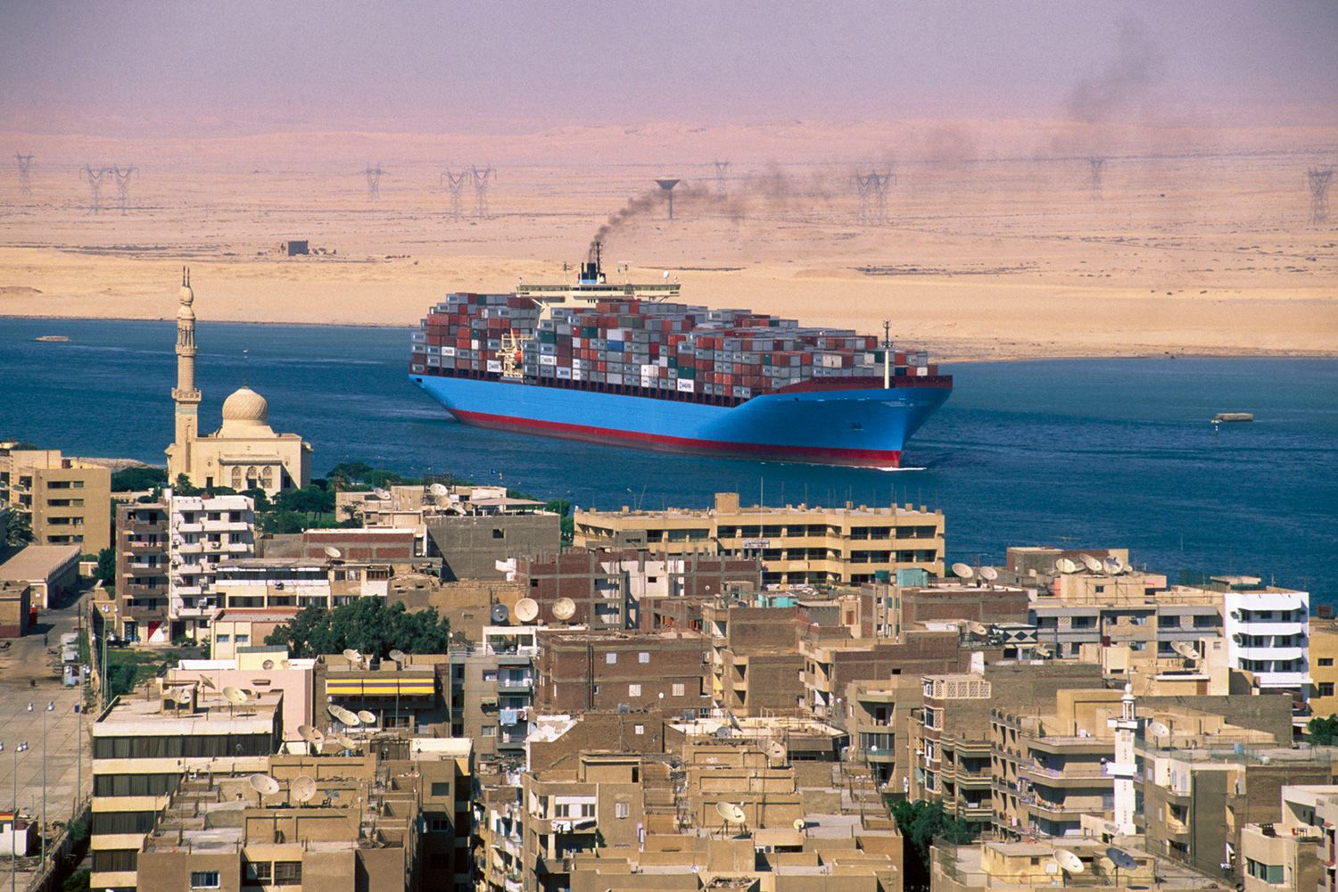 Kênh đào Suez và lời cảnh tỉnh cho những quốc gia trên Vành đai và Con đường của Trung Quốc