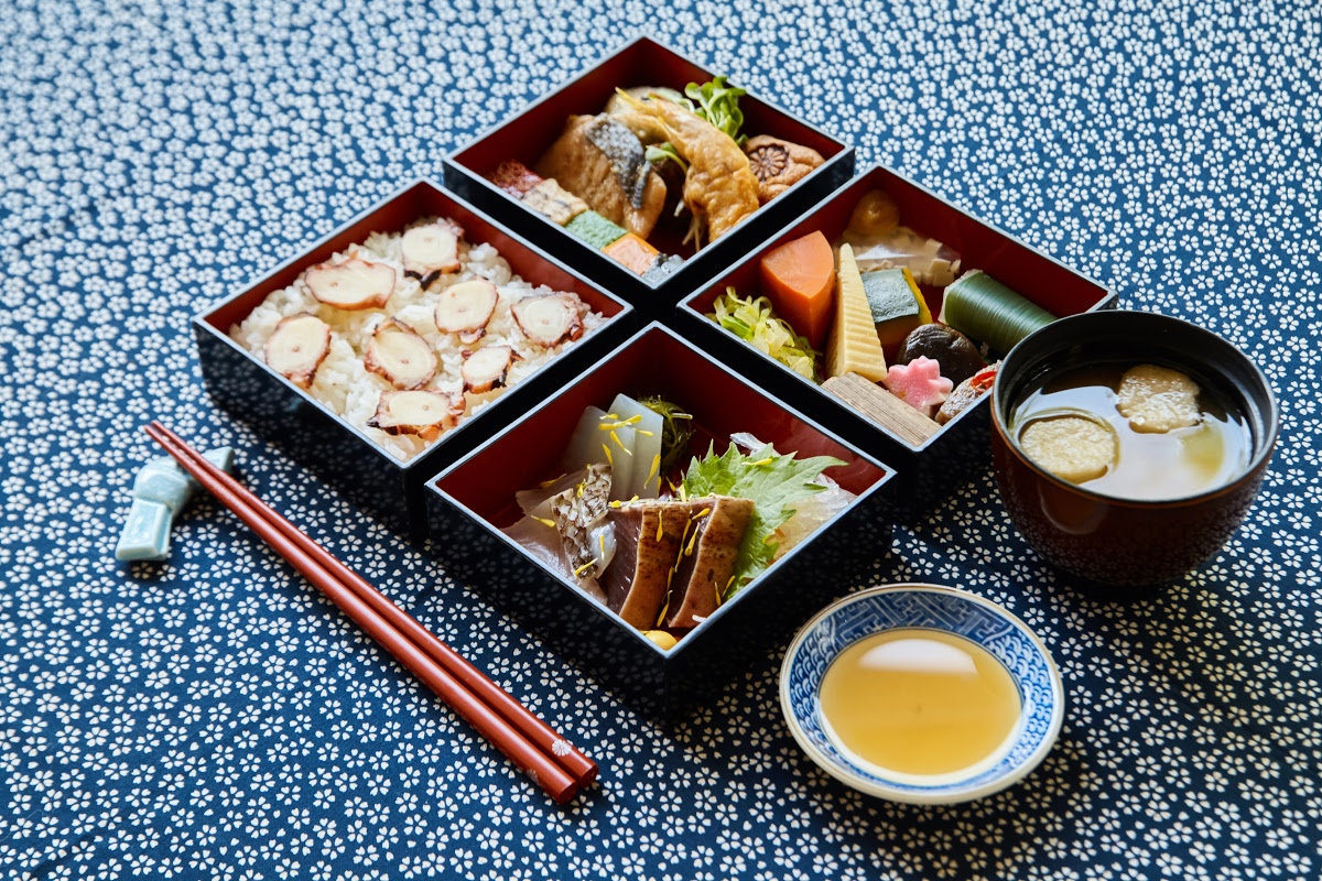 Những nguyên tắc ăn uống lành mạnh của người Nhật