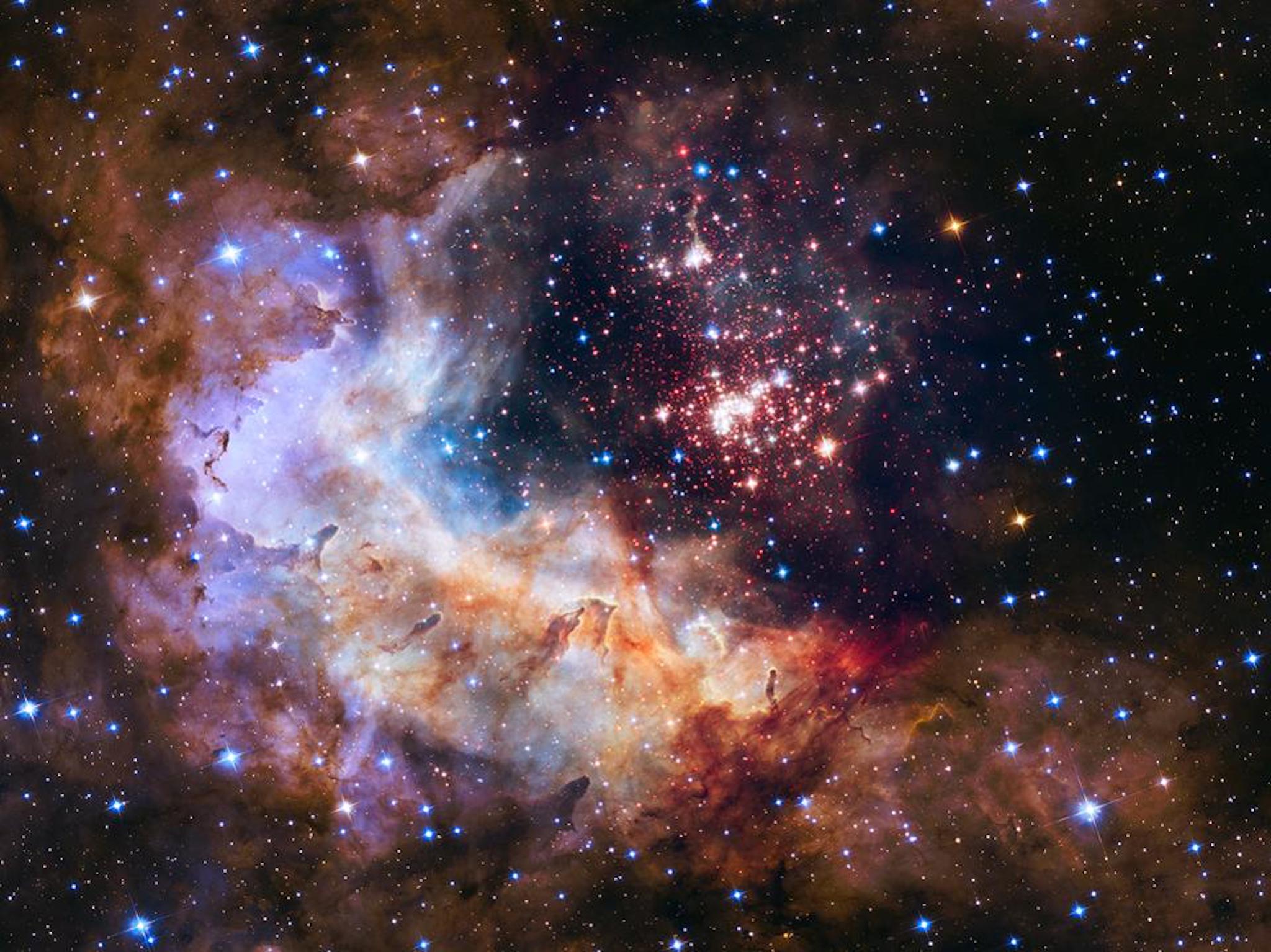 Loạt ảnh để đời chụp từ kính viễn vọng Hubble trong thập kỷ qua
