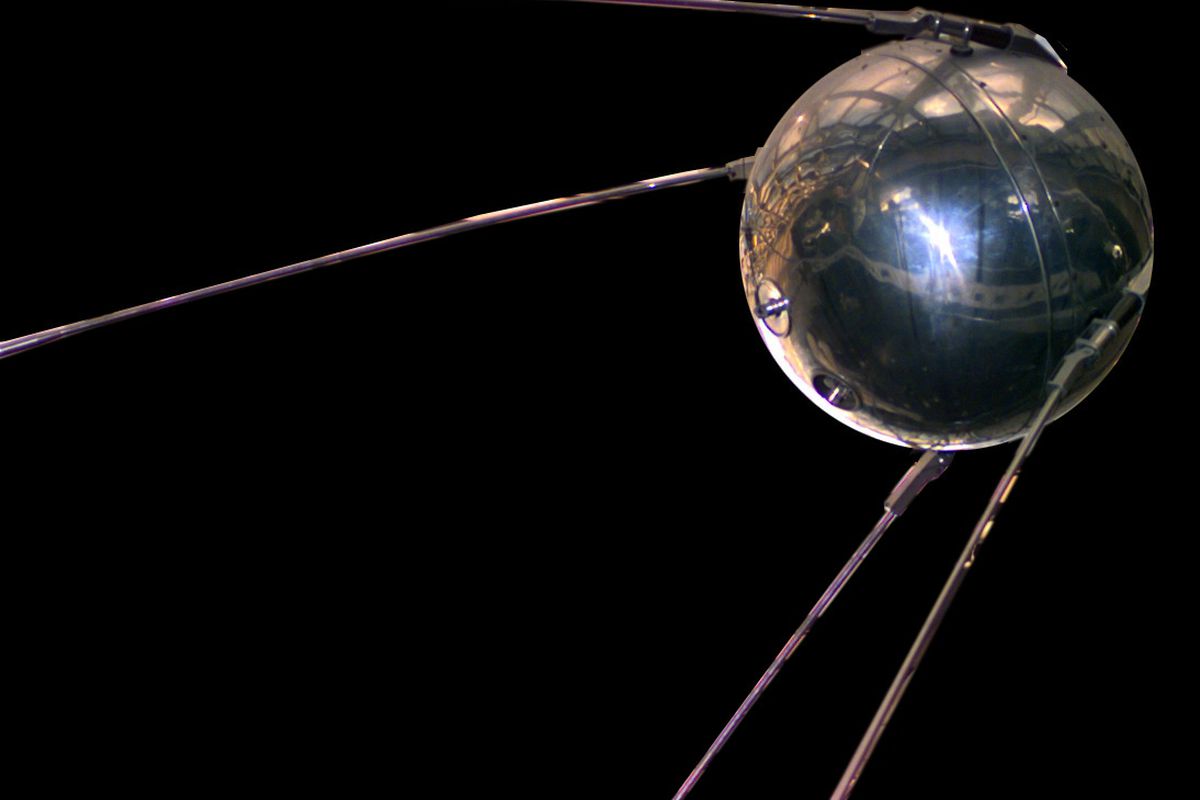 Vệ tinh nhân tạo Sputnik và kỷ nguyên không gian mới của nhân loại