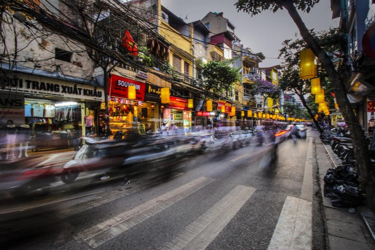 Tính đặc thù của kinh tế thị trường định hướng xã hội chủ nghĩa ở Việt Nam