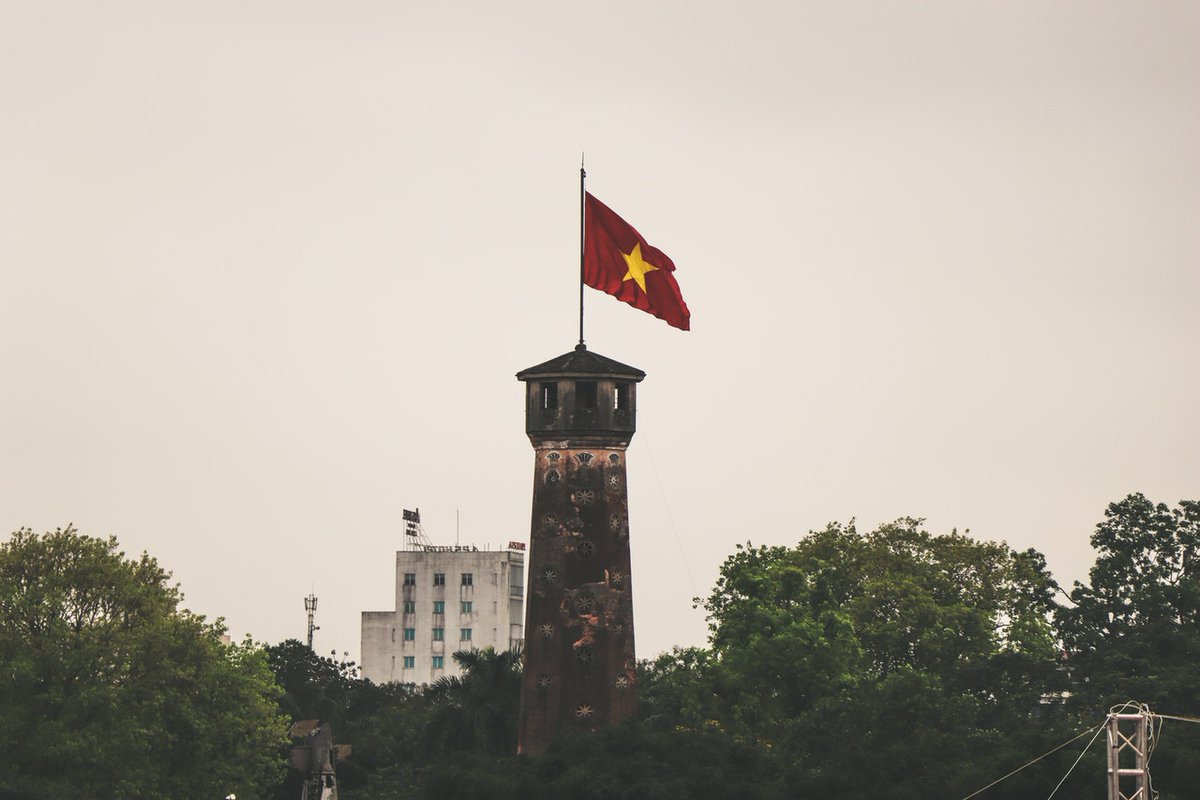 Việt Nam sẽ chọn chỗ đứng nào giữa Mỹ và Trung Quốc?