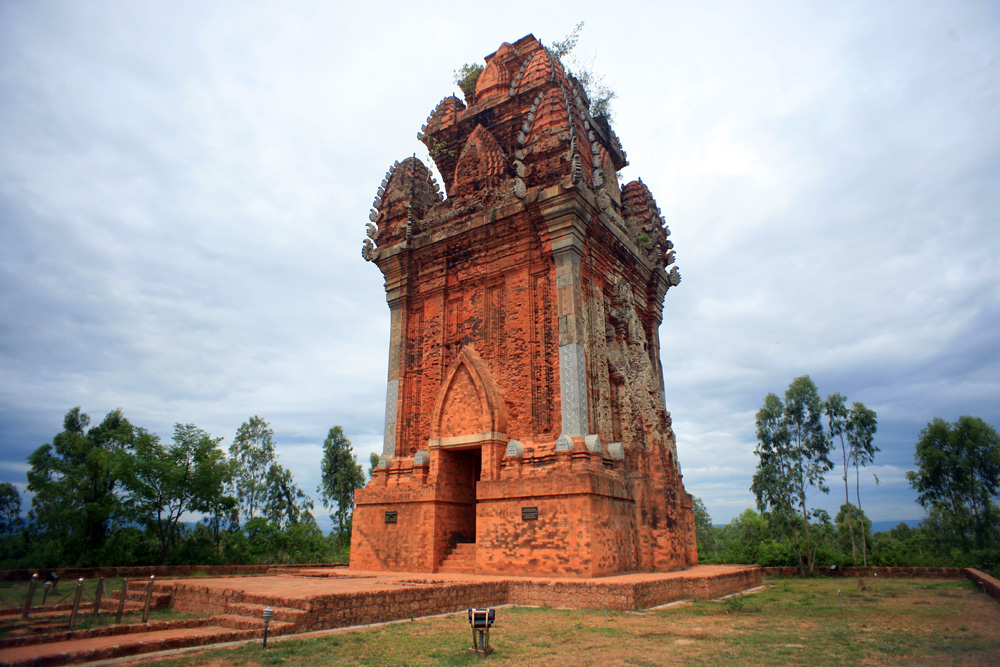 Chùm ảnh: Tháp Cánh Tiên ở Bình Định có gì độc đáo?