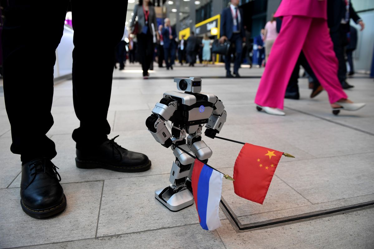Trung Quốc có phải là lối thoát cho giai đoạn gian khổ của nền kinh tế Nga?