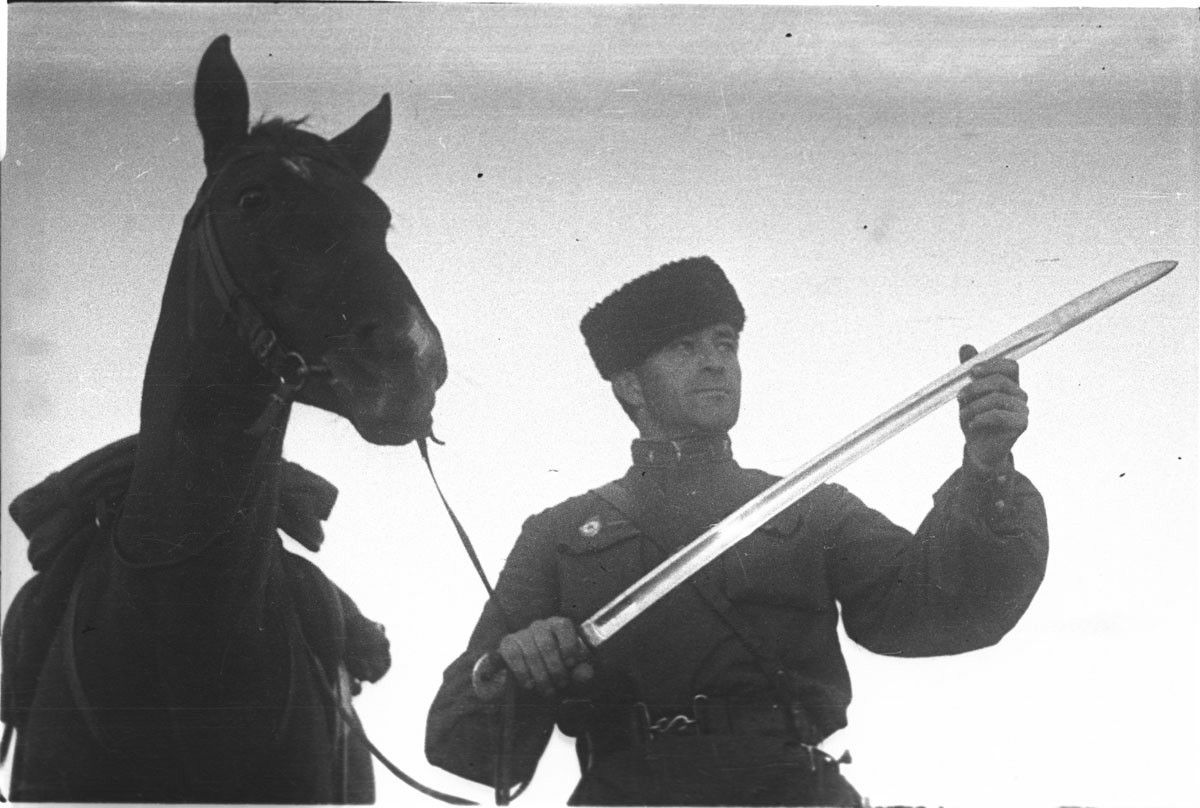 Vai trò của chiến binh Cosssack trong nội chiến Nga và Thế chiến II