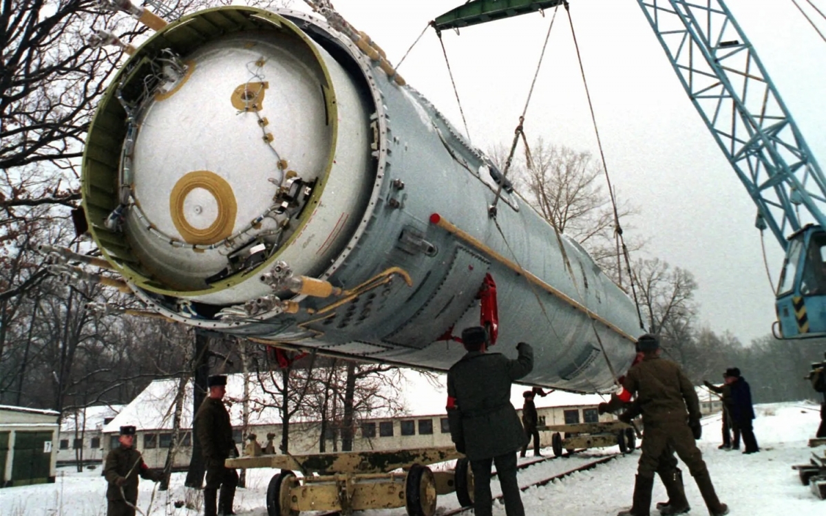 Ukraina có sai lầm khi từ bỏ kho vũ khí hạt nhân?
