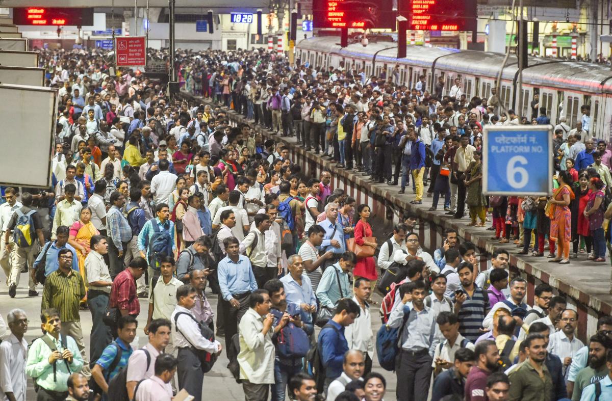 Khủng hoàng thất nghiệp khi dân số tăng nhanh: ‘Bom hẹn giờ’ tại Ấn Độ
