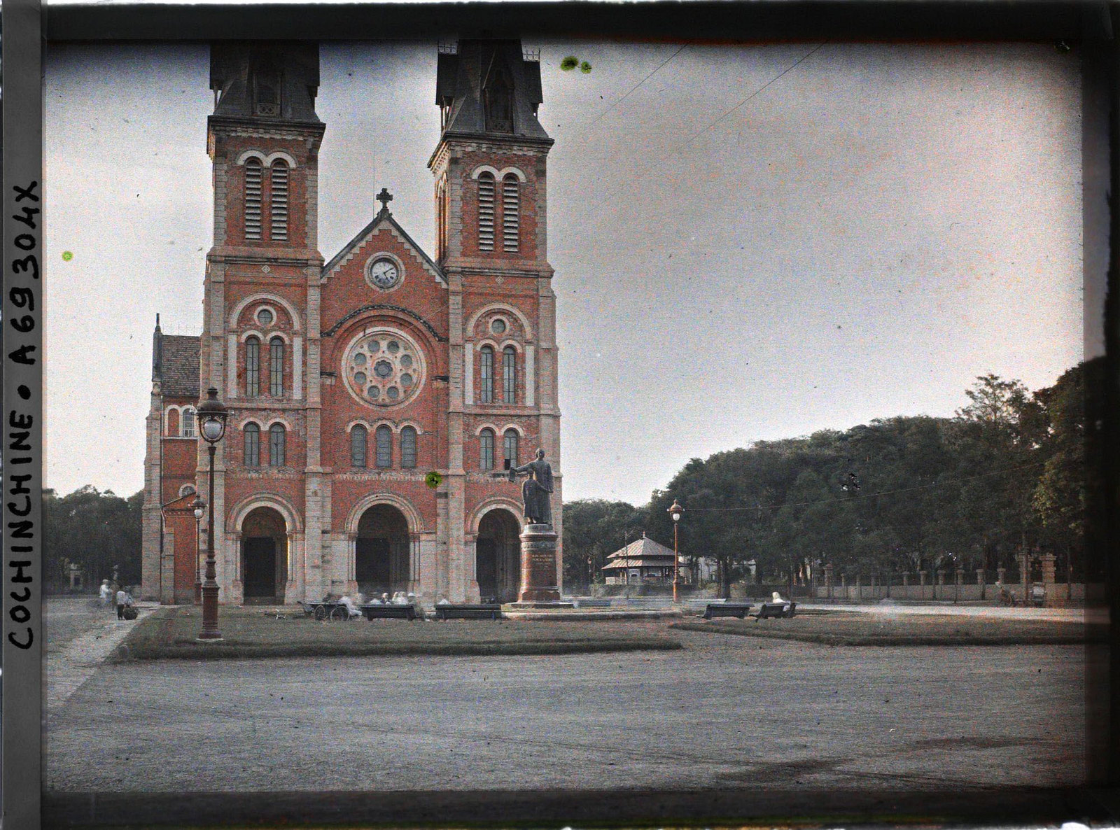 Những bức ảnh màu hiếm có về Sài Gòn một thế kỷ trước
