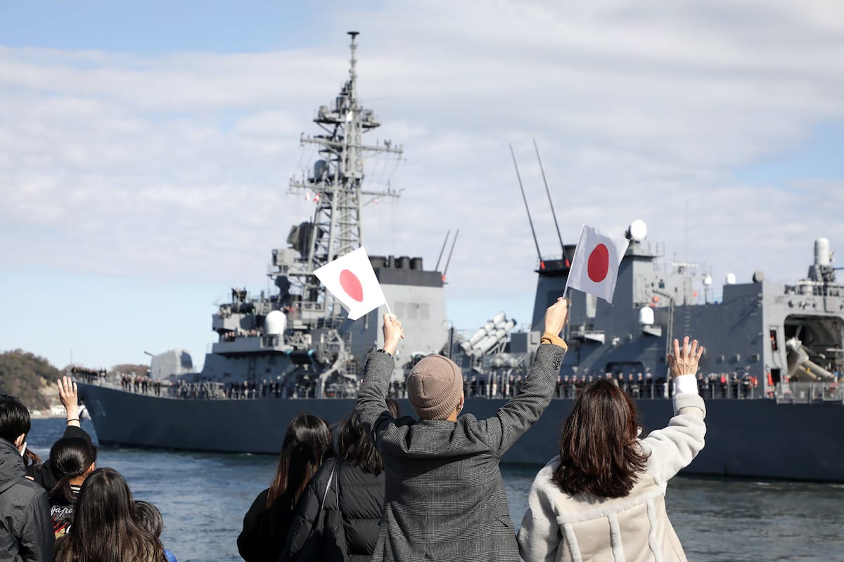 Tác động từ chiến lược quốc phòng mới của Nhật Bản