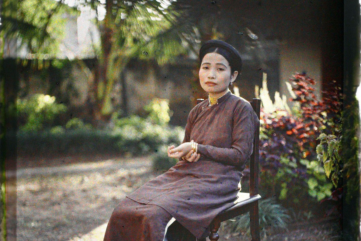 Loạt ảnh màu độc về một người đẹp Hà Nội năm 1915