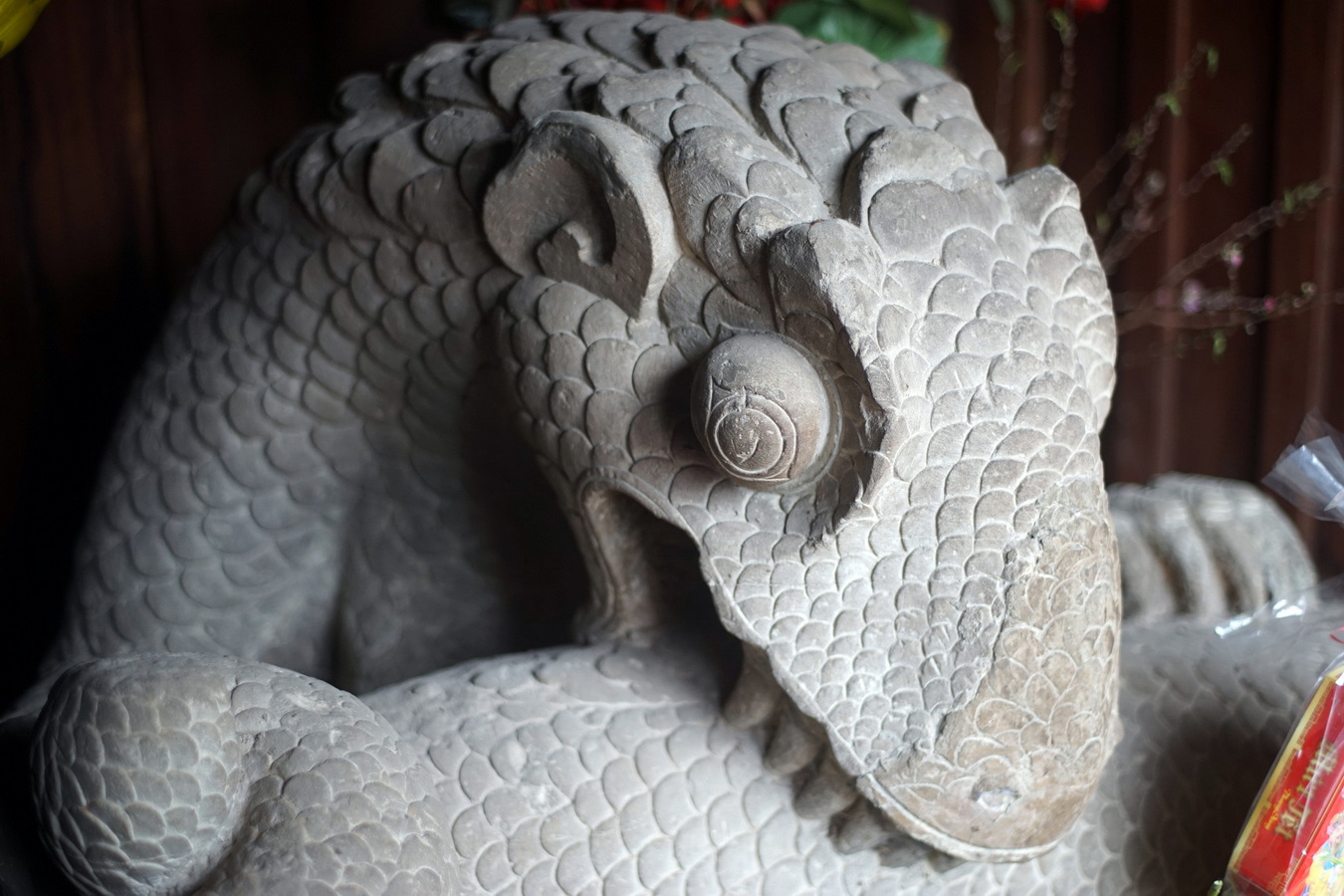 Chùm ảnh: Bức tượng rồng ‘miệng cắn thân, chân xé mình’ ngàn tuổi ở Bắc Ninh