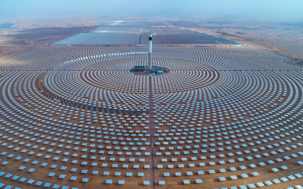 Điều gì sẽ xảy ra nếu sa mạc Sahara biến thành vựa pin năng lượng mặt trời?