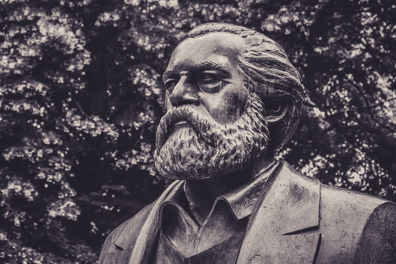 Một góc nhìn về quan điểm của Marx đối với tôn giáo