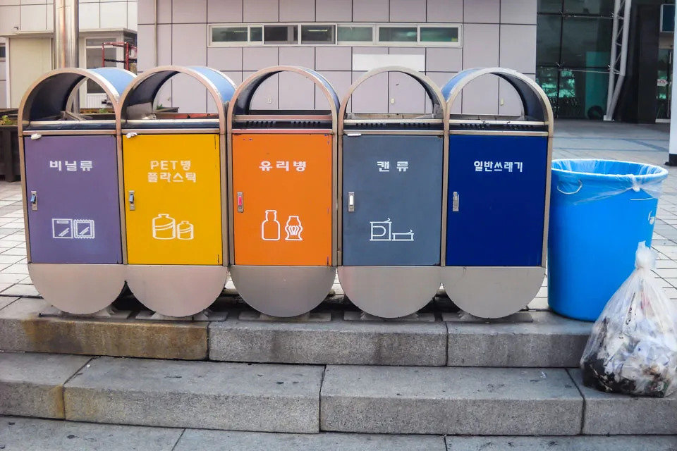 Xây dựng văn hóa phân loại rác thải: Từ Hàn Quốc nhìn về Việt Nam