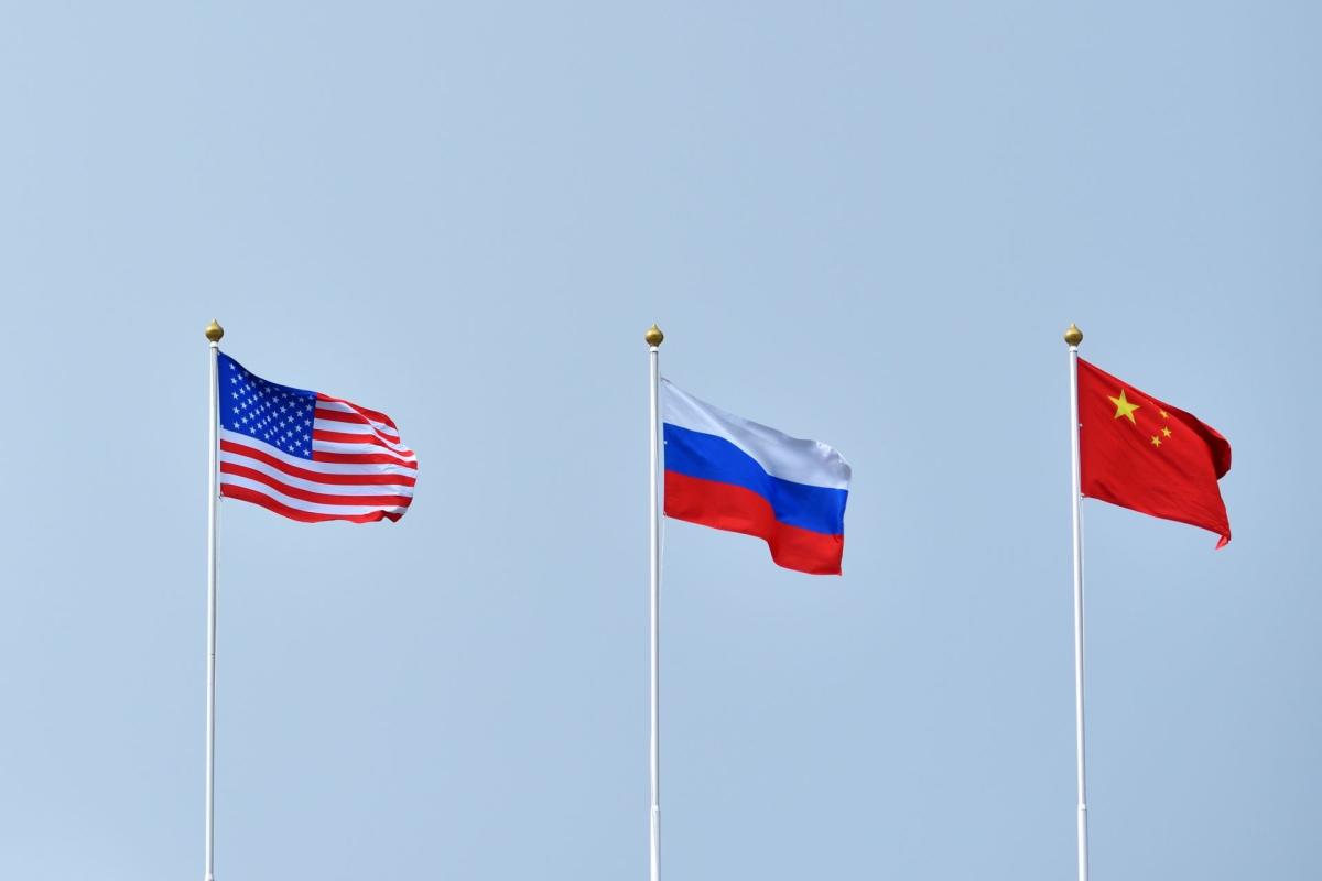 Xu hướng phát triển của tam giác quan hệ Mỹ – Nga – Trung Quốc