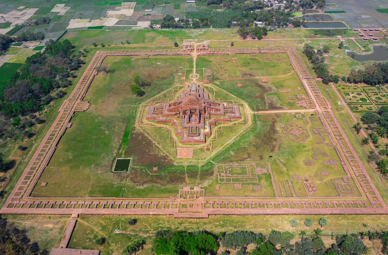 Choáng ngợp trước sự đồ sộ của thánh địa Somapura Mahavihara