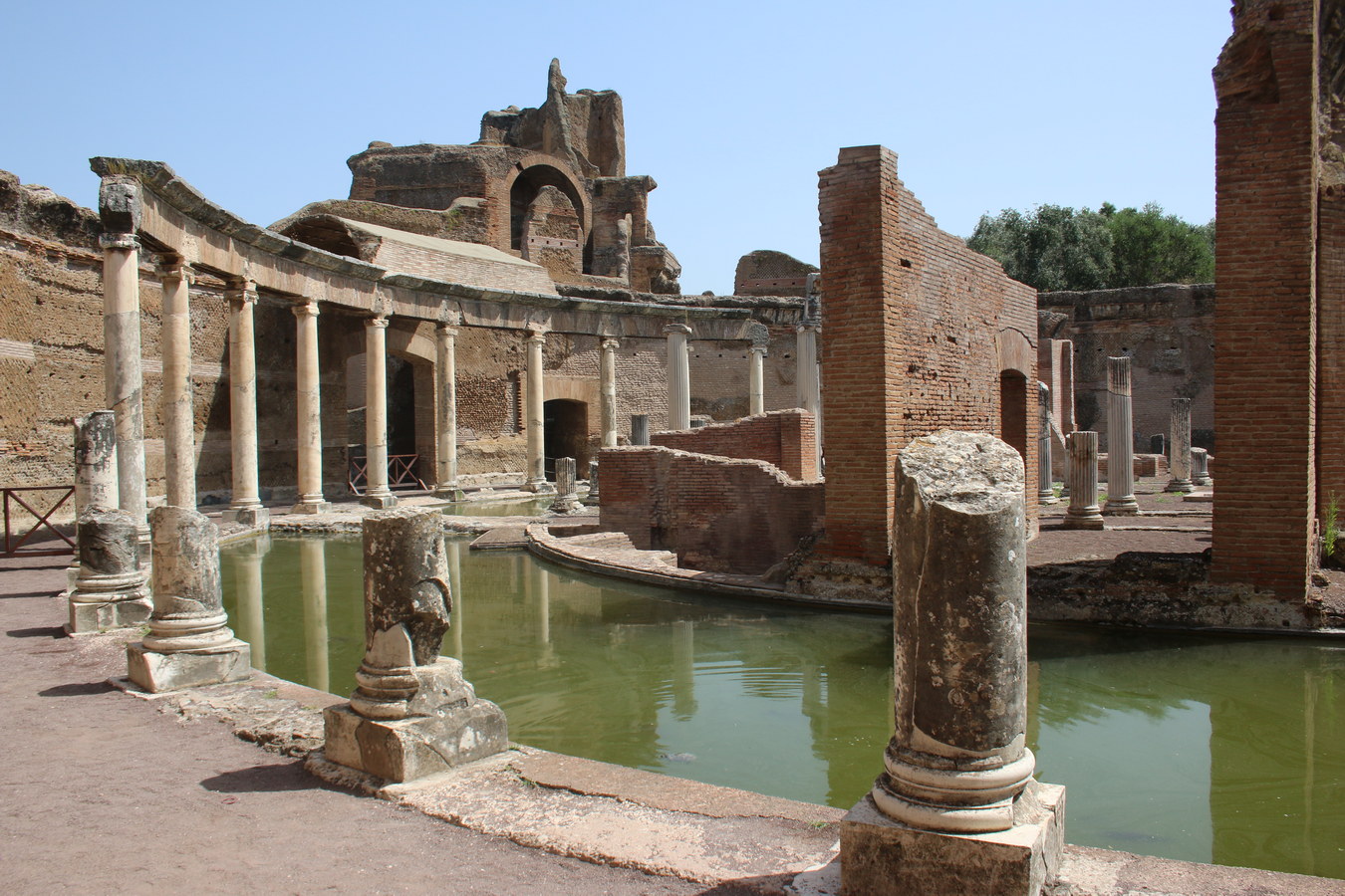 Chùm ảnh: Tàn tích khu dinh thự hoành tráng của hoàng đế La Mã Hadrian