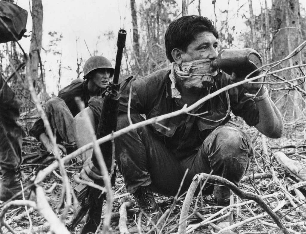Hình Ảnh Không Thể Quên Về Chiến Tranh Việt Nam Của Nick Út - Redsvn.Net